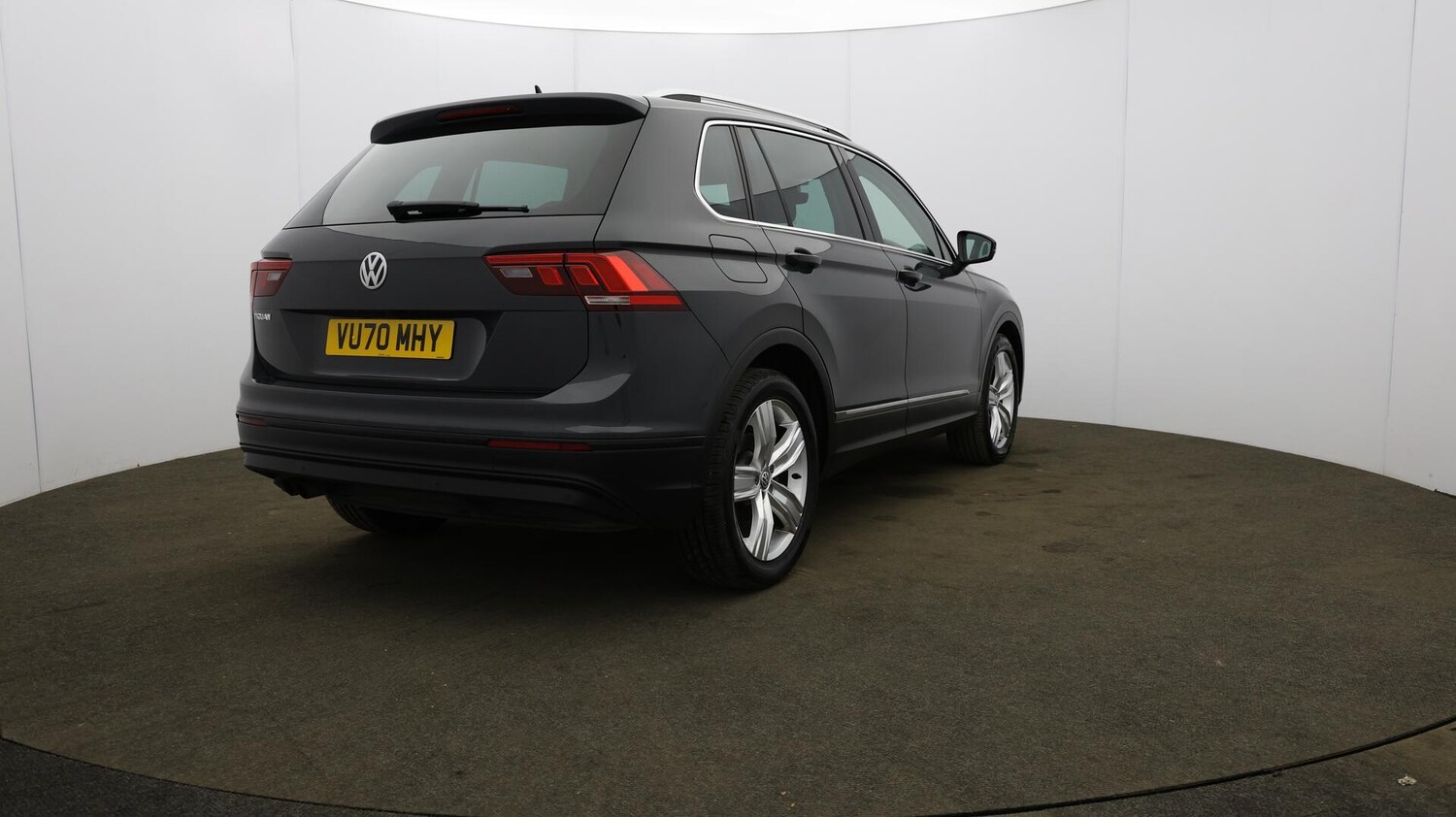 Used Volkswagen Tiguan 2020 for sale - 75977486: Photo 63