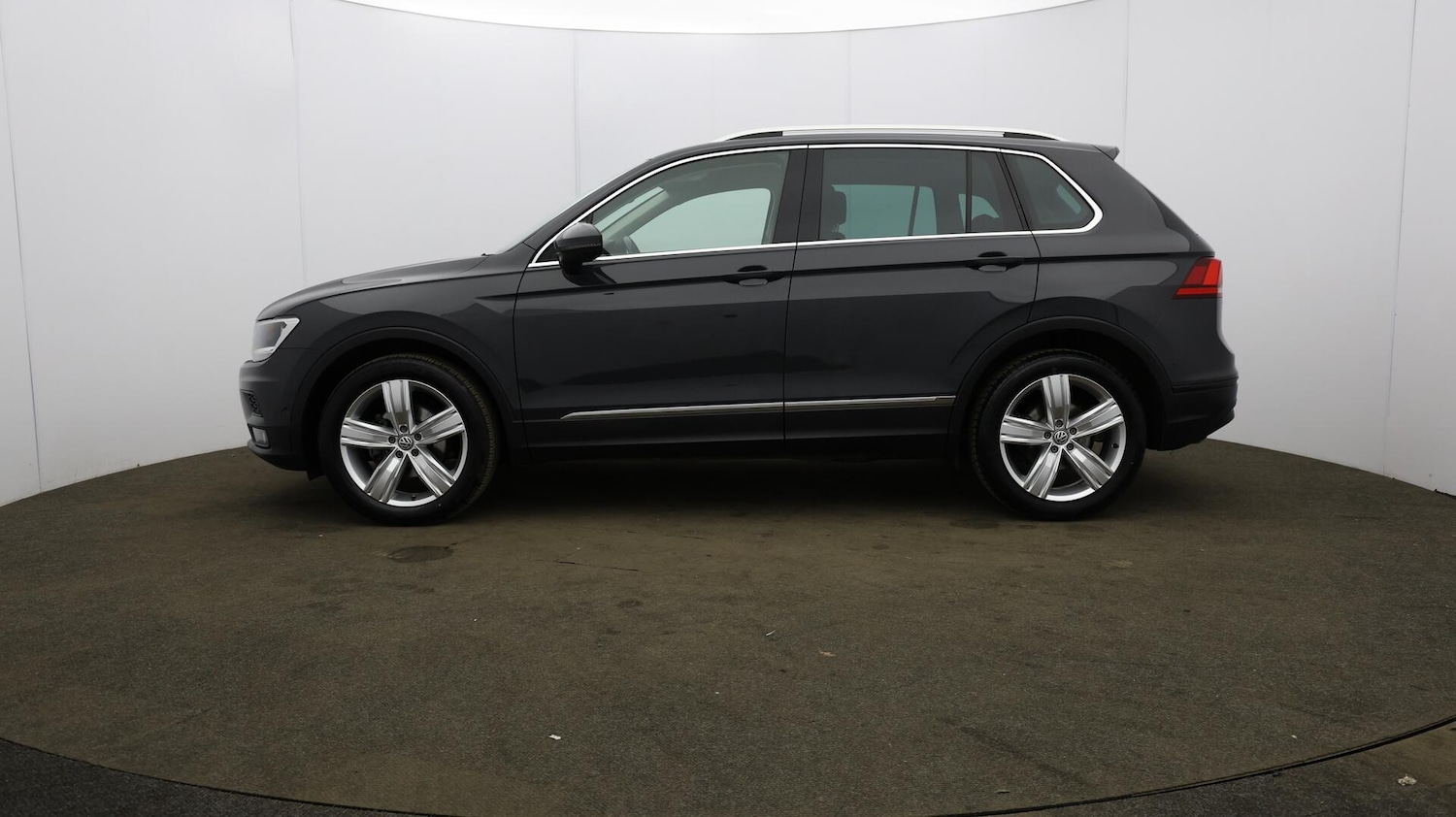 Used Volkswagen Tiguan 2020 for sale - 75977486: Photo 73