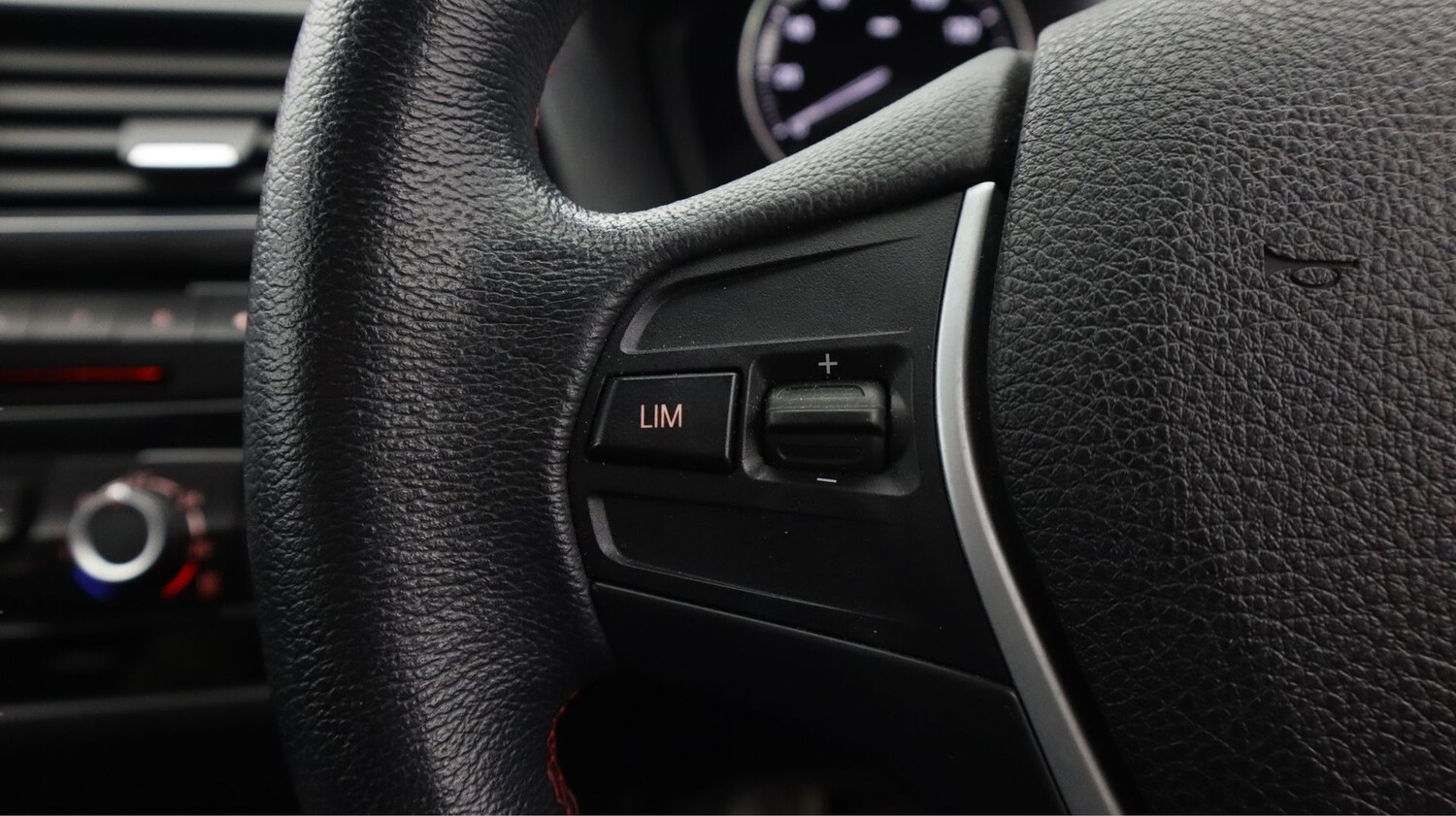 Used BMW 1 Series 2019 for sale - 77308618: Photo 21