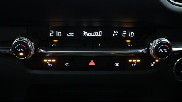 Used Mazda CX-30 2023 for sale - 76122893: Photo 17