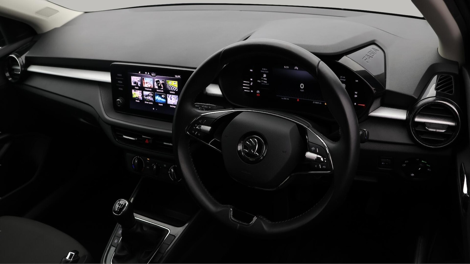 Used Skoda Fabia 2022 for sale - 76702398: Photo 10