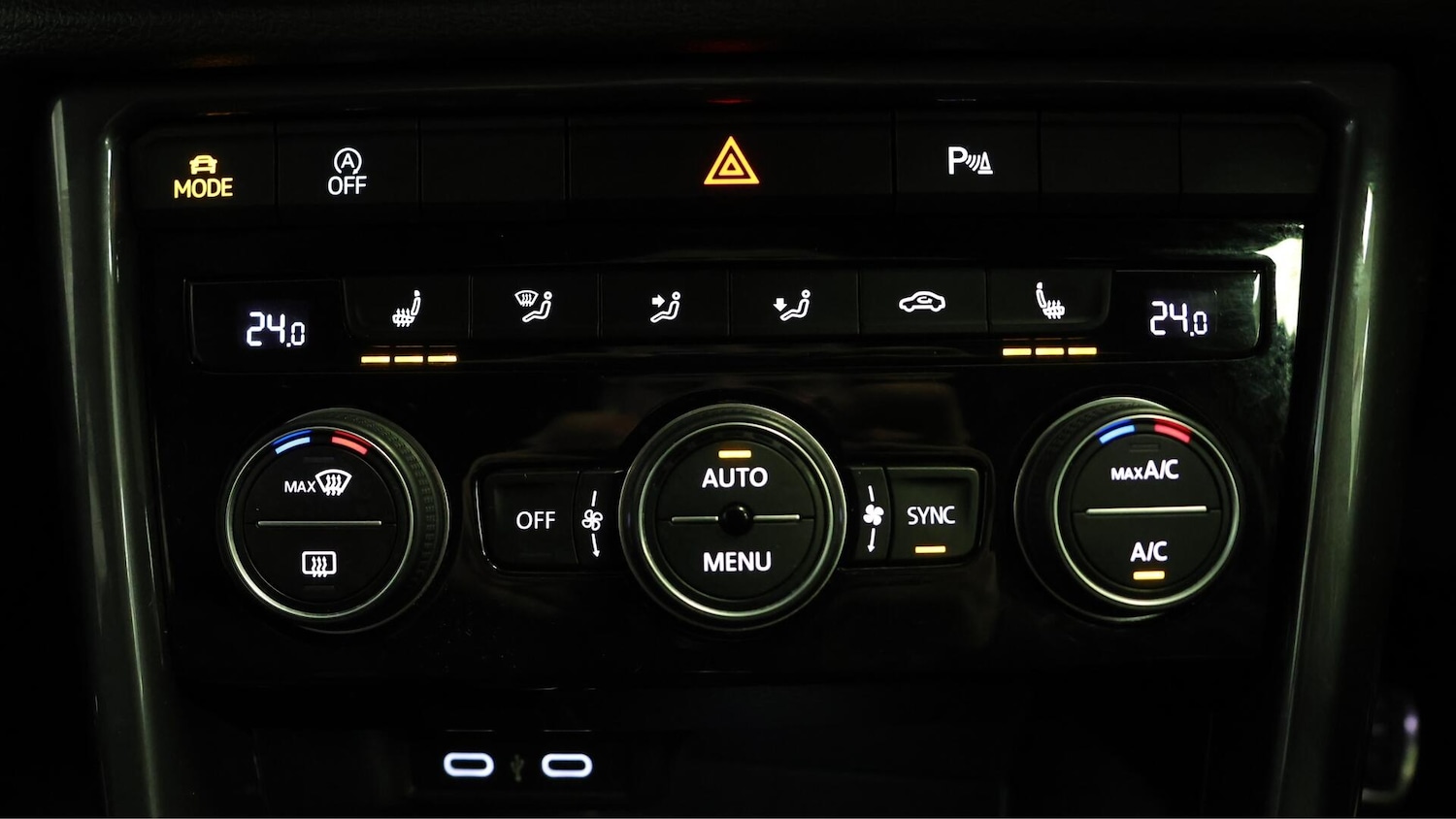 Used Volkswagen T-Roc 2021 for sale - 76431880: Photo 13