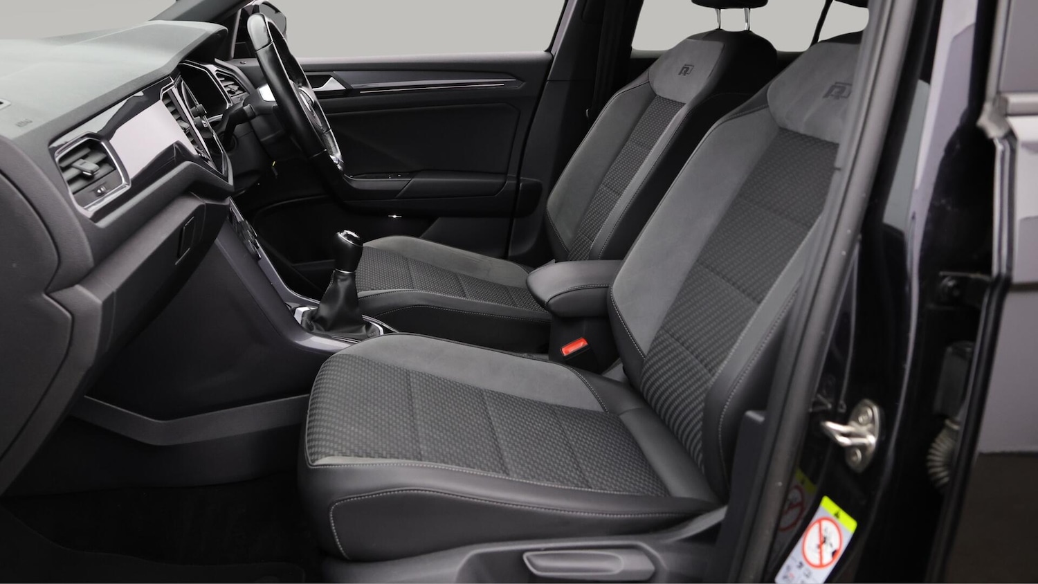 Used Volkswagen T-Roc 2021 for sale - 76431880: Photo 15