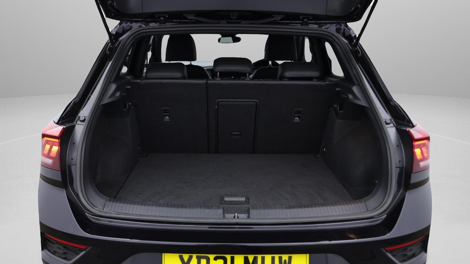 Used Volkswagen T-Roc 2021 for sale - 76431880: Photo 18