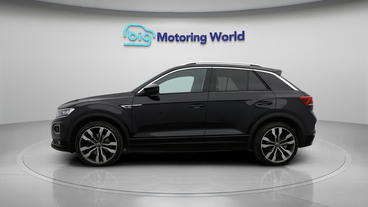 Used Volkswagen T-Roc 2021 for sale - 76431880: Photo 5