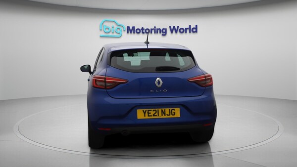 Used Renault Clio 2021 for sale - 76001977: Photo 7