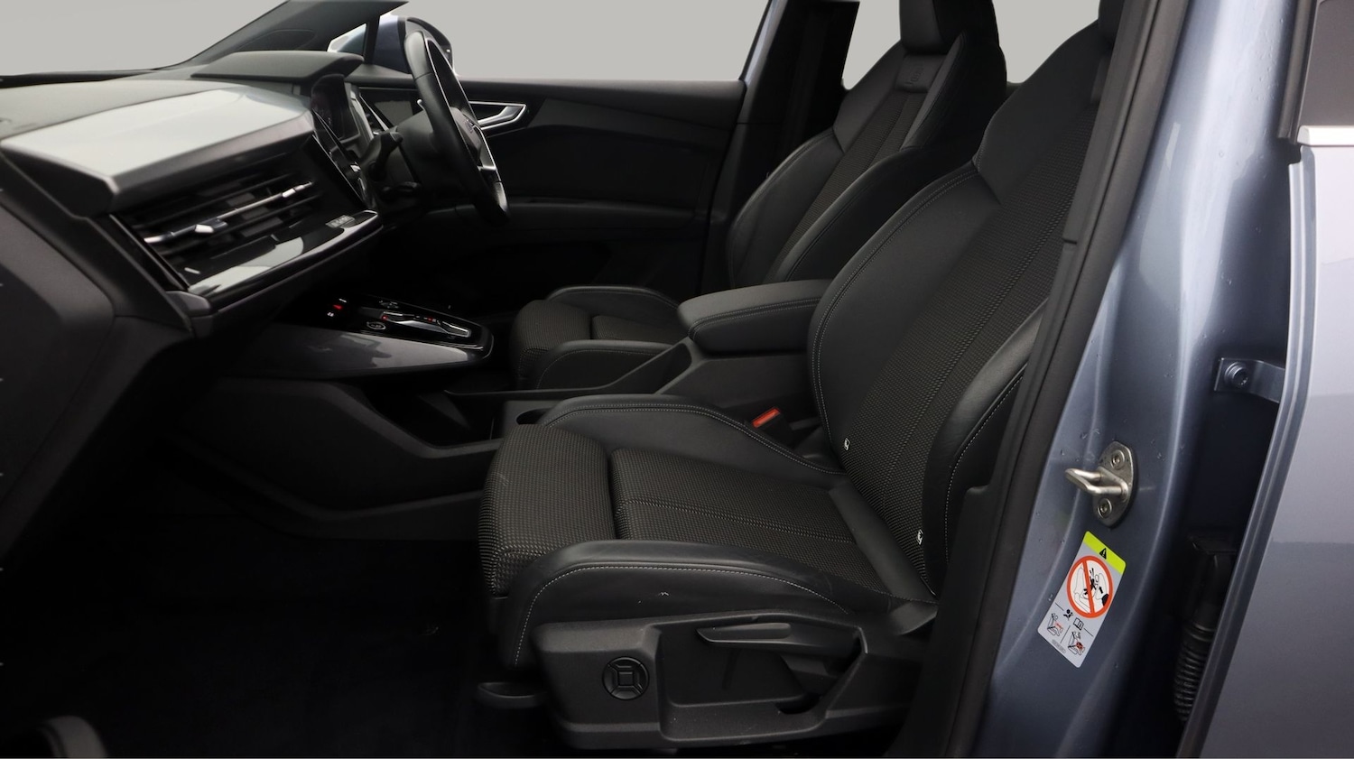 Used Audi Q4 e-tron 2021 for sale - 77181759: Photo 14