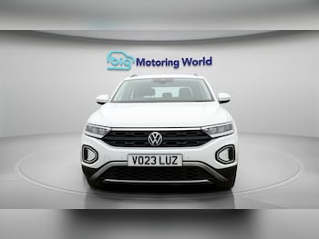 Used Volkswagen T-Roc 2023 for sale - 78780039: Photo