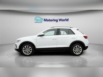 Used Volkswagen T-Roc 2023 for sale - 78780039: Photo