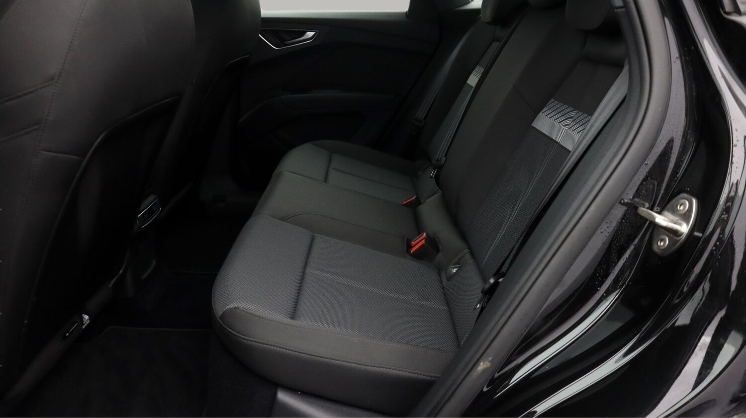 Used Audi Q4 e-tron for sale - 77261309: Photo 16