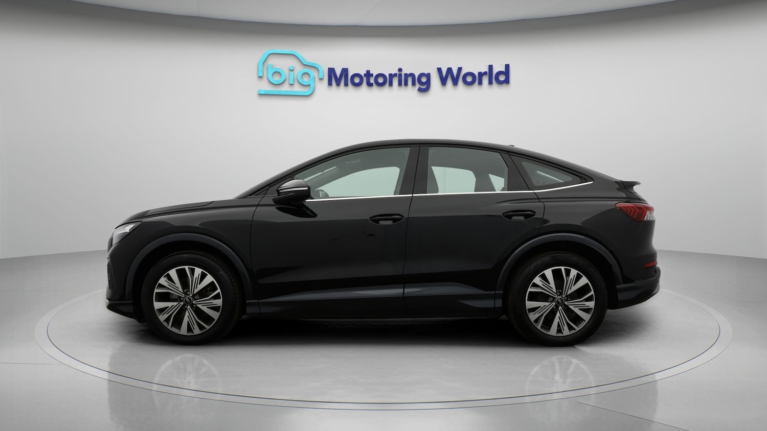 Used Audi Q4 e-tron for sale - 77261309: Photo 4