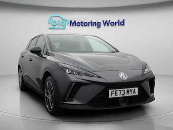 2023 - TROPHY 5-Door