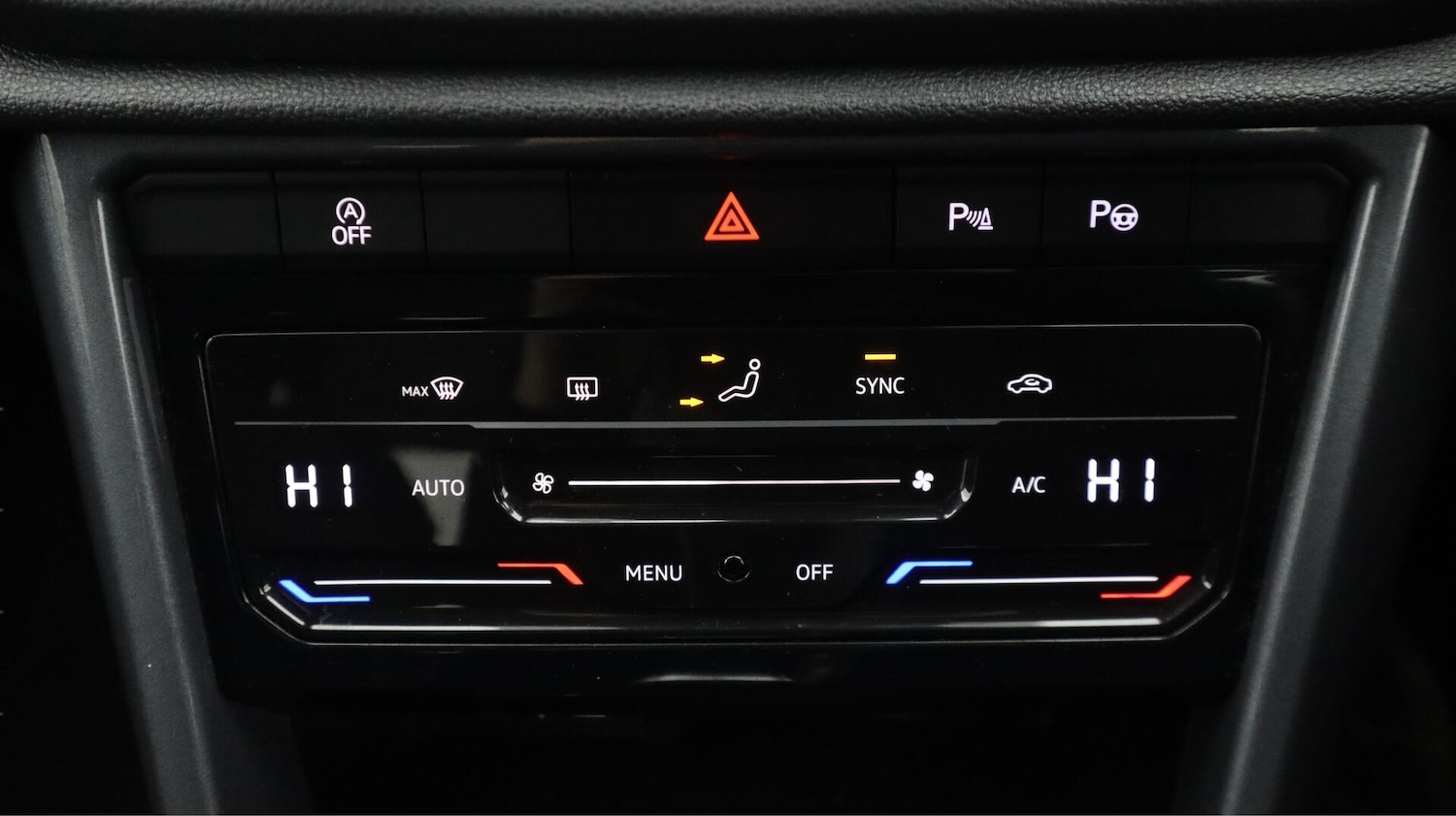 Used Volkswagen T-Roc 2023 for sale - 76715315: Photo 13