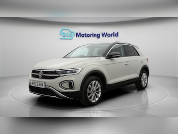 Used Volkswagen T-Roc 2023 for sale - 76715315: Photo