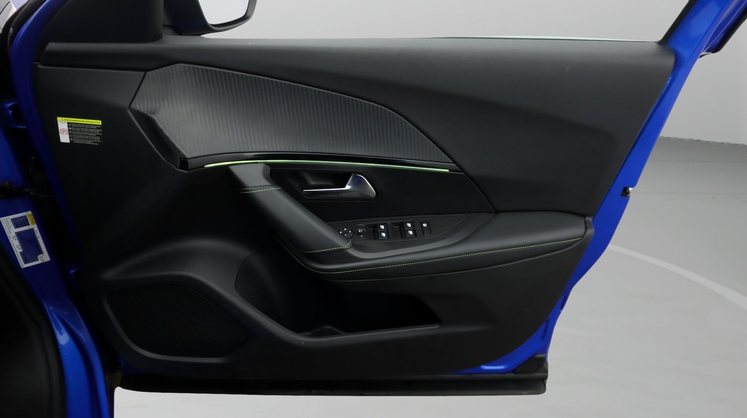 Used Peugeot 2008 2021 for sale - 77353858: Photo 15