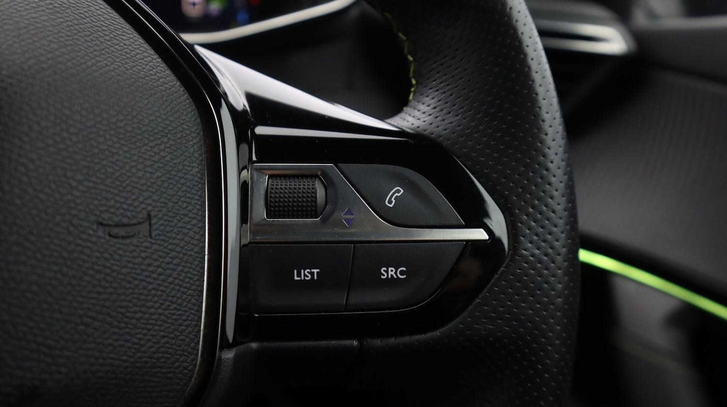 Used Peugeot 2008 2021 for sale - 77353858: Photo 24