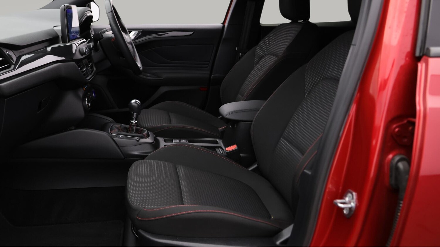 Used Ford Focus 2022 for sale - 76432614: Photo 15