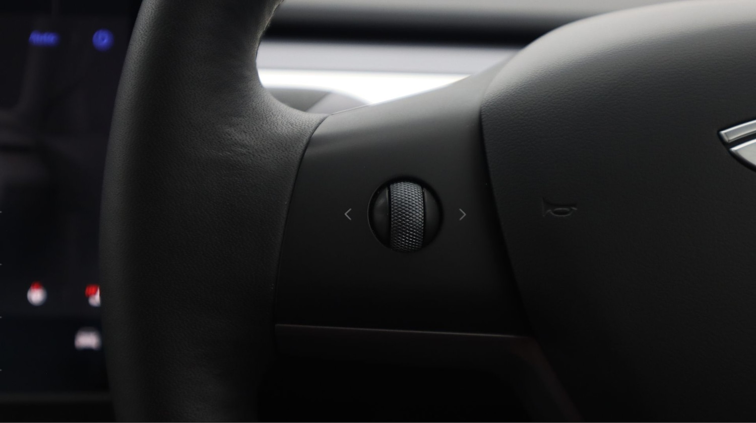 Used Tesla Model 3 2021 for sale - 77619703: Photo 22