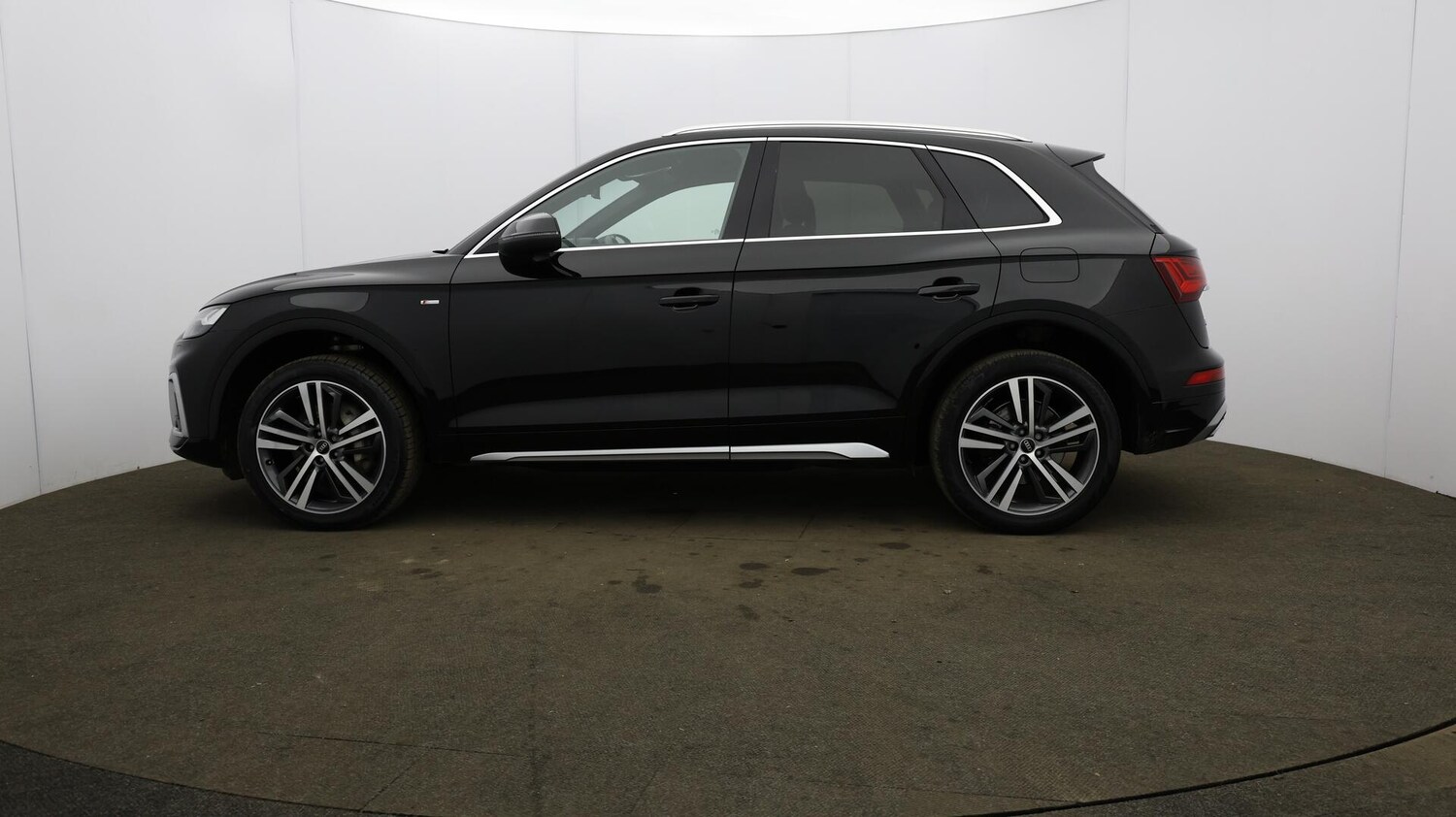 Used Audi Q5 2021 for sale - 76108711: Photo 75