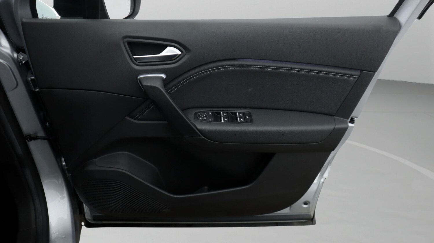 Used Renault Captur 2023 for sale - 77938648: Photo 15