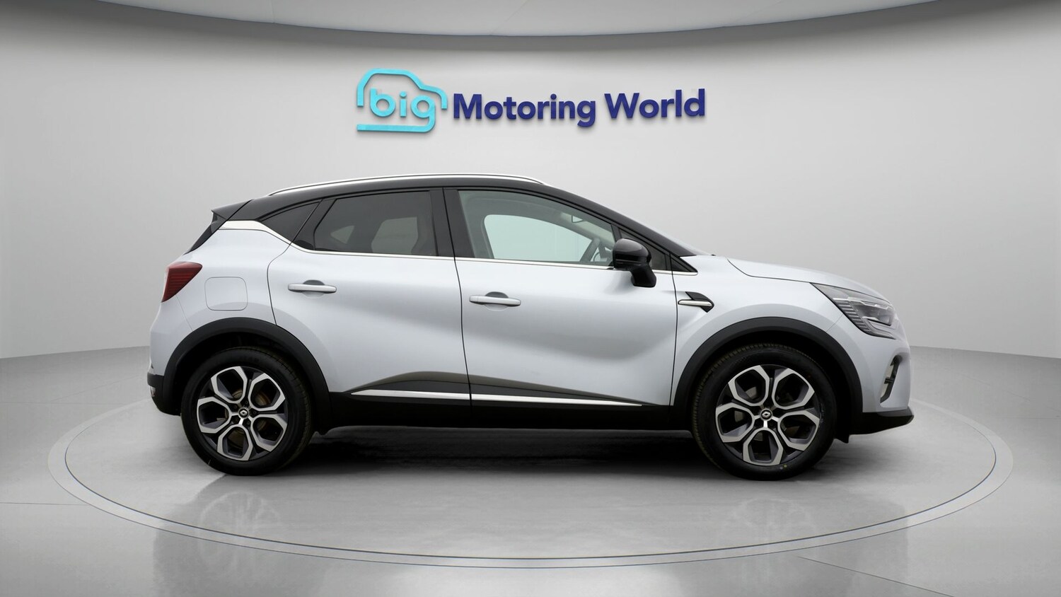 Used Renault Captur 2023 for sale - 77938648: Photo 8