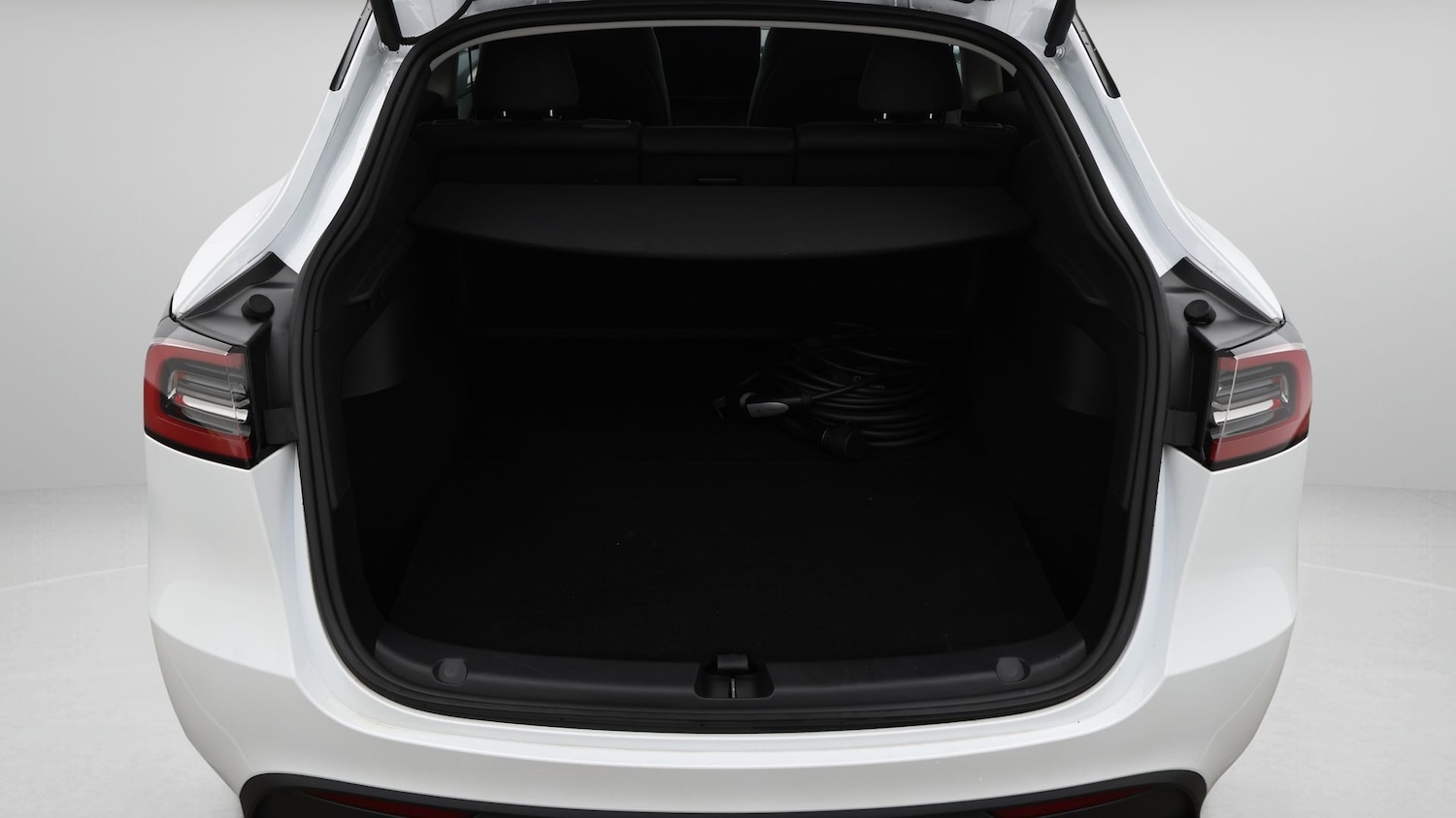 Used Tesla Model Y 2024 for sale - 77182117: Photo 17