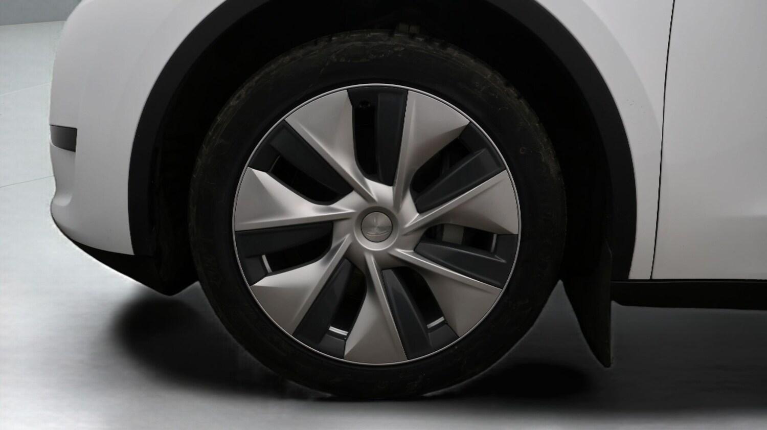 Used Tesla Model Y 2024 for sale - 77182117: Photo 18