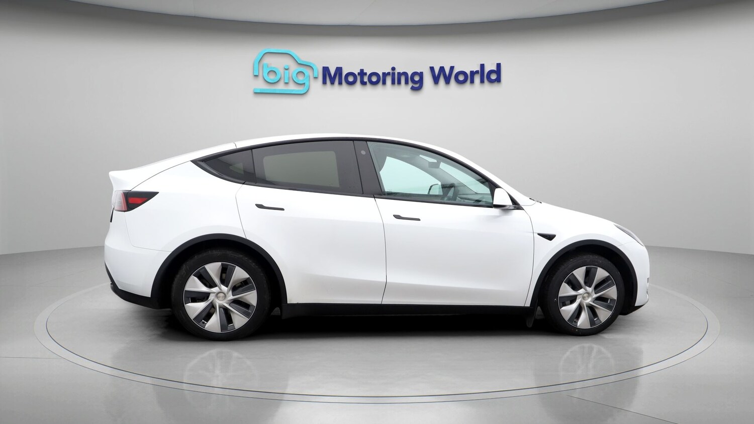 Used Tesla Model Y 2024 for sale - 77182117: Photo 8