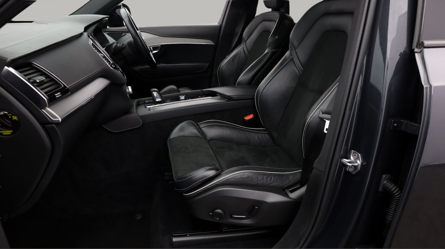 Used Volvo XC90 2021 for sale - 77896067: Photo 14