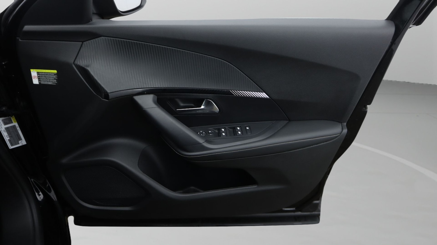 Used Peugeot 2008 2024 for sale - 77802598: Photo 15