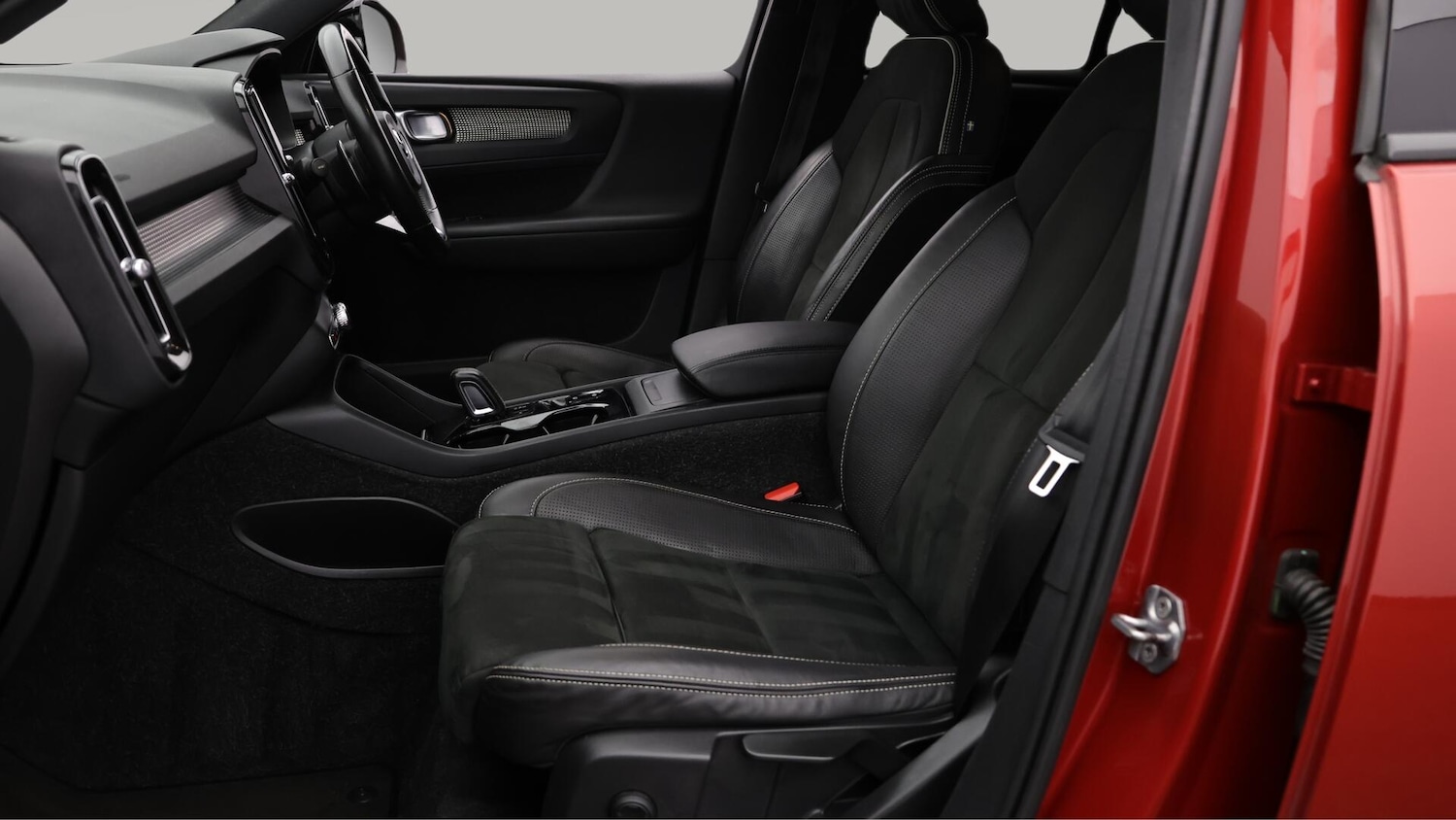 Used Volvo XC40 2019 for sale - 76108846: Photo 15