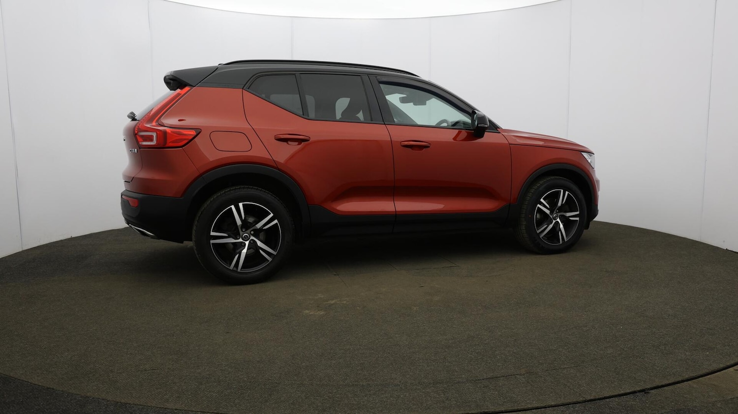 Used Volvo XC40 2019 for sale - 76108846: Photo 59