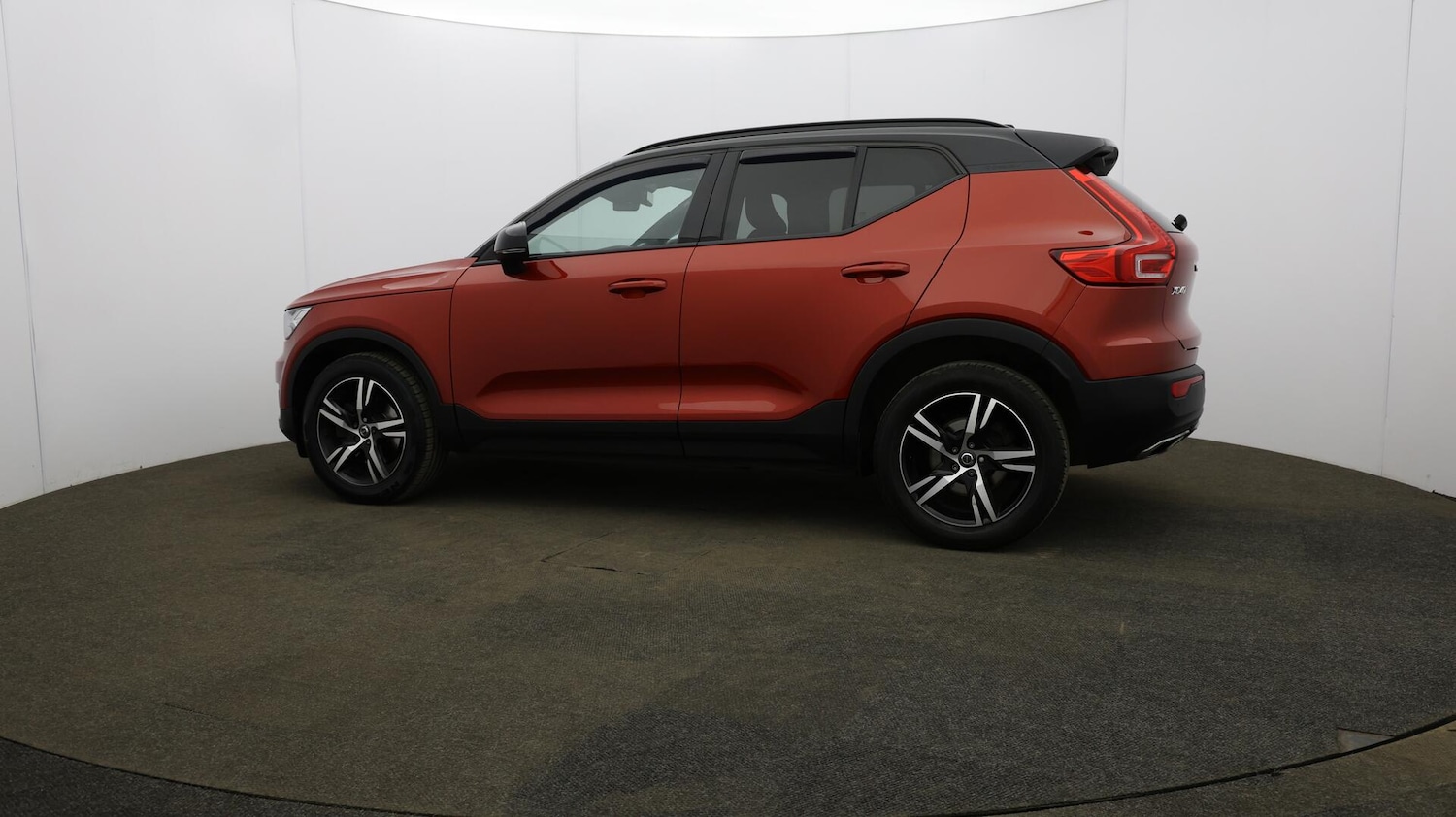 Used Volvo XC40 2019 for sale - 76108846: Photo 71