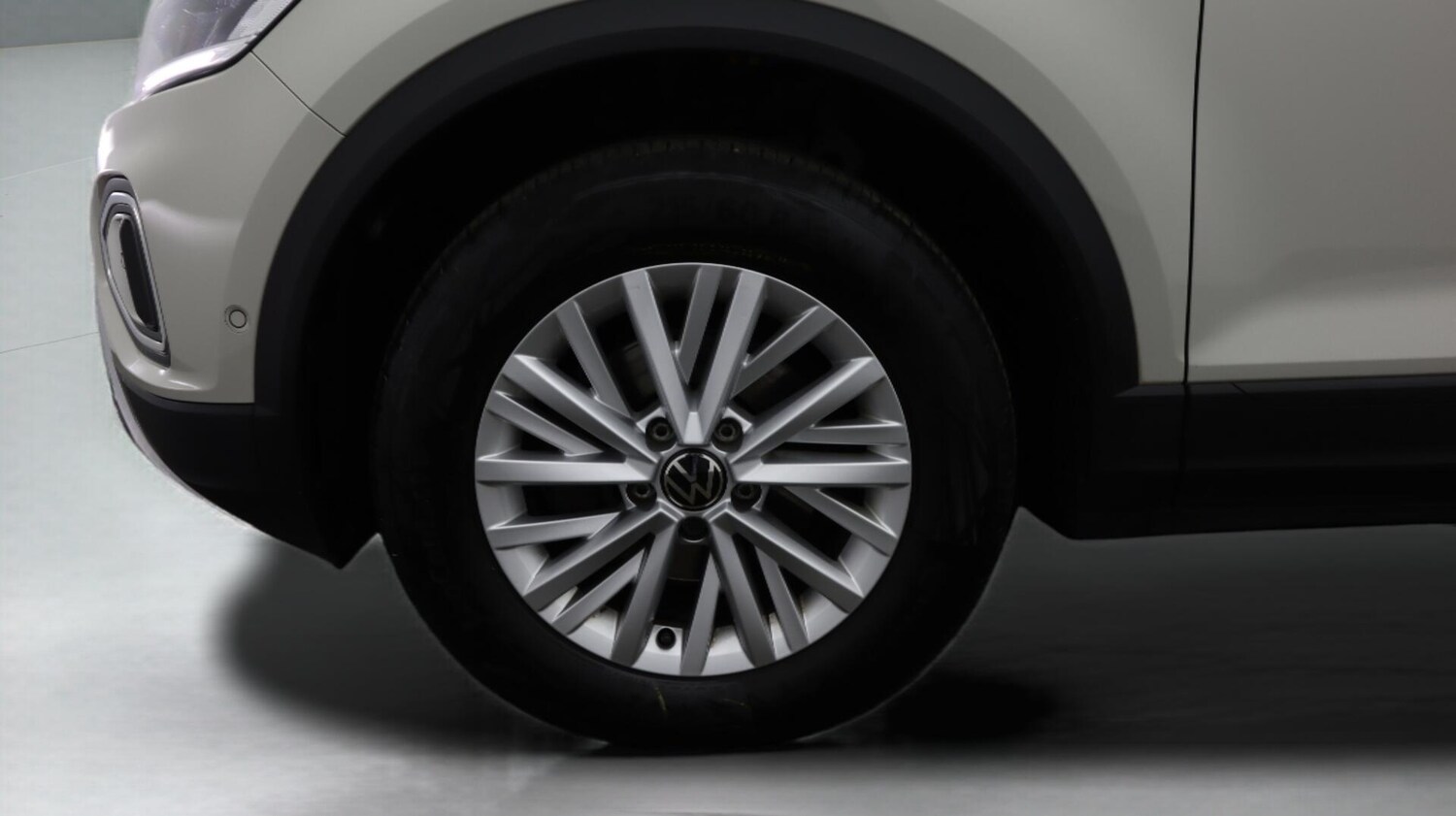 Used Volkswagen T-Roc 2022 for sale - 76550220: Photo 19