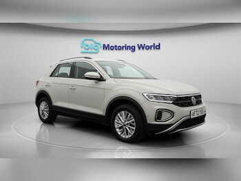 Used Volkswagen T-Roc 2022 for sale - 76550220: Photo