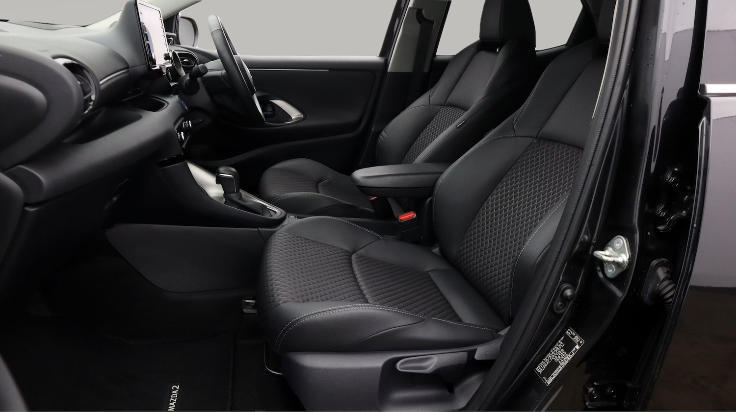 Used Mazda Mazda2 HYBRID 2023 for sale - 77451340: Photo 14