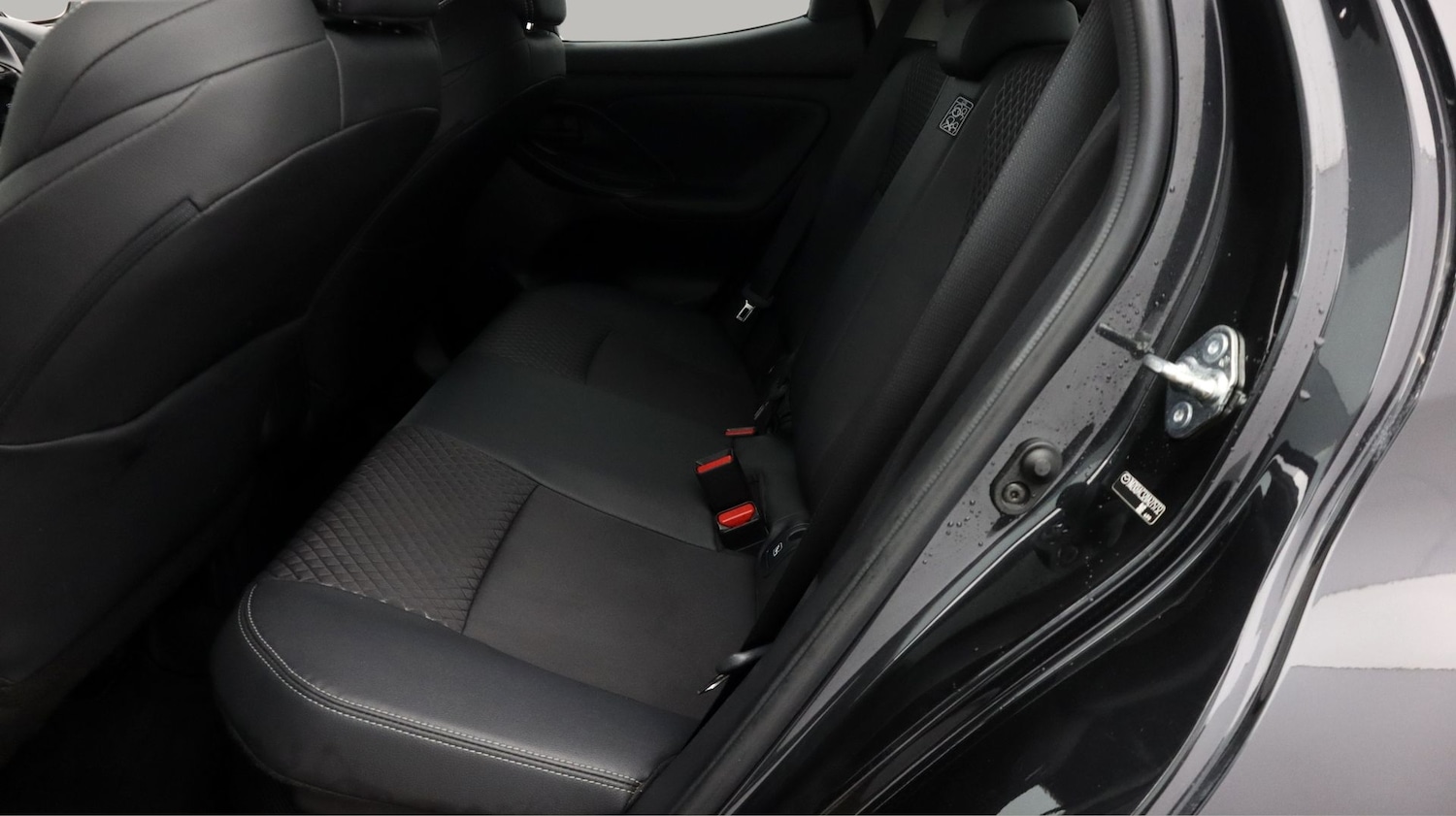 Used Mazda Mazda2 HYBRID 2023 for sale - 77451340: Photo 16