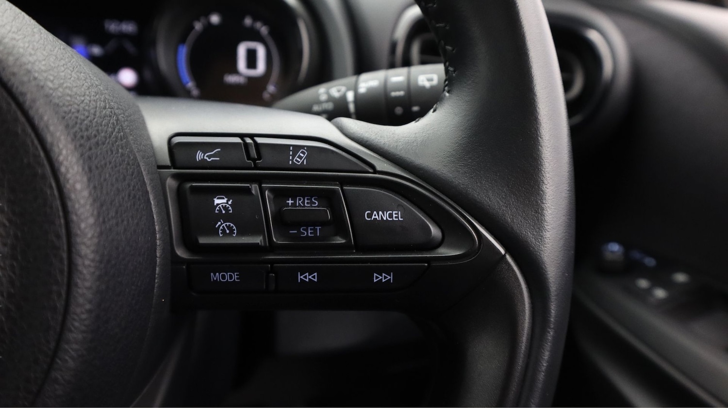 Used Mazda Mazda2 HYBRID 2023 for sale - 77451340: Photo 23