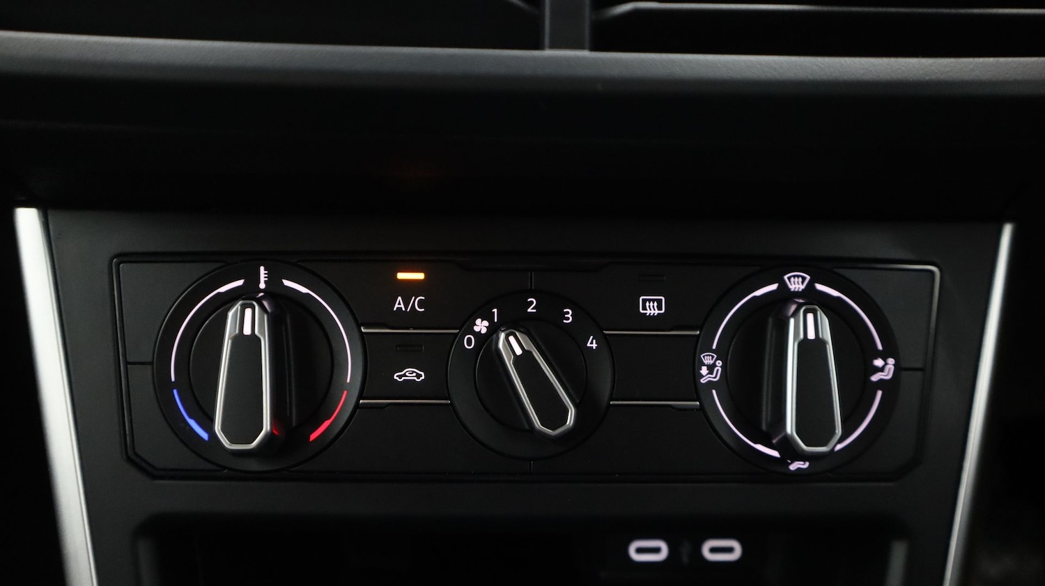 Used Volkswagen Polo 2024 for sale - 77355095: Photo 12