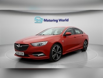 Used Vauxhall Insignia 2018 for sale - 76283845: Photo