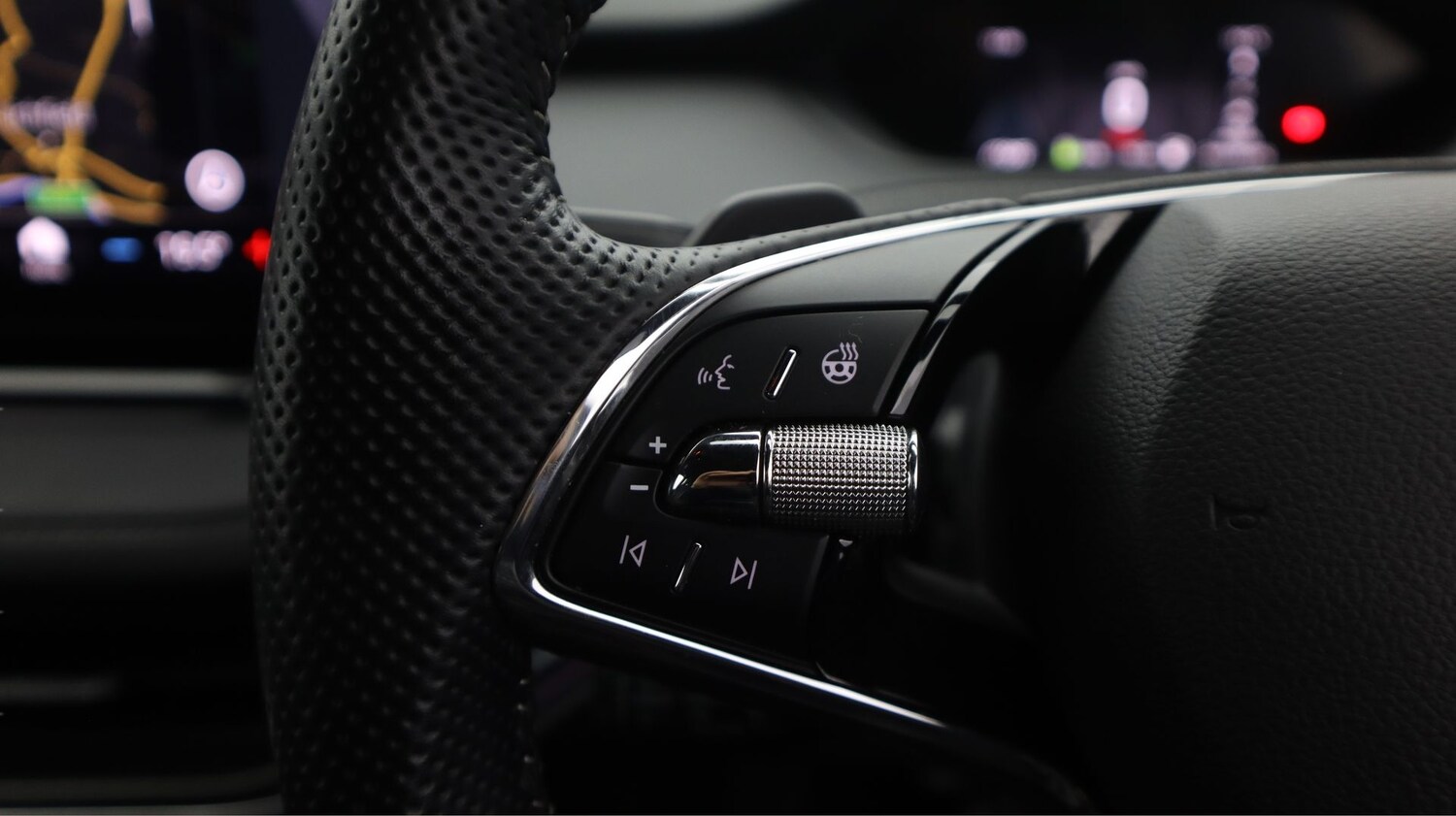 Used Skoda Enyaq 2023 for sale - 77854917: Photo 21