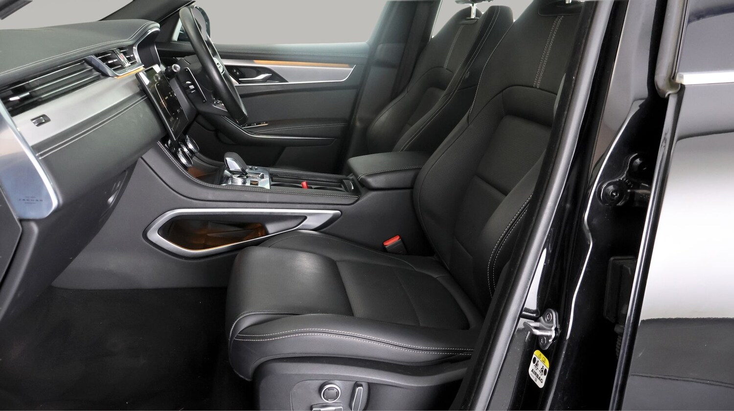 Used Jaguar F-Pace 2022 for sale - 77950263: Photo 13