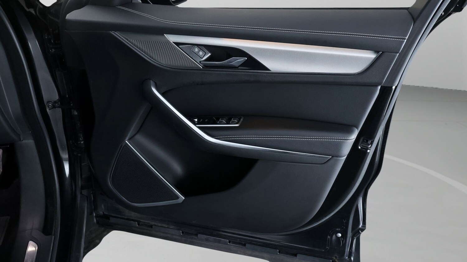 Used Jaguar F-Pace 2022 for sale - 77950263: Photo 14