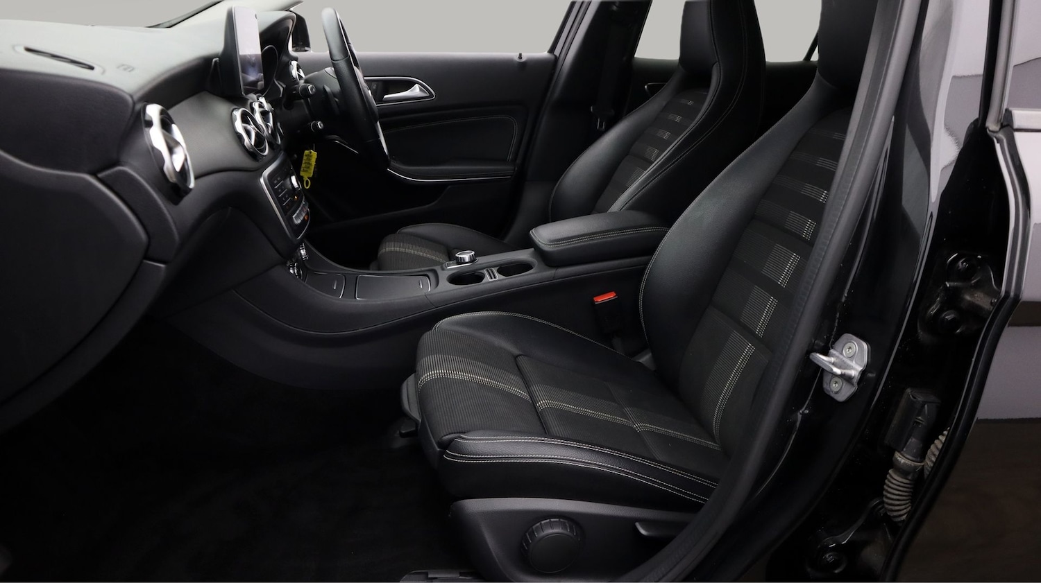 Used Mercedes-Benz GLA 2020 for sale - 77502454: Photo 14