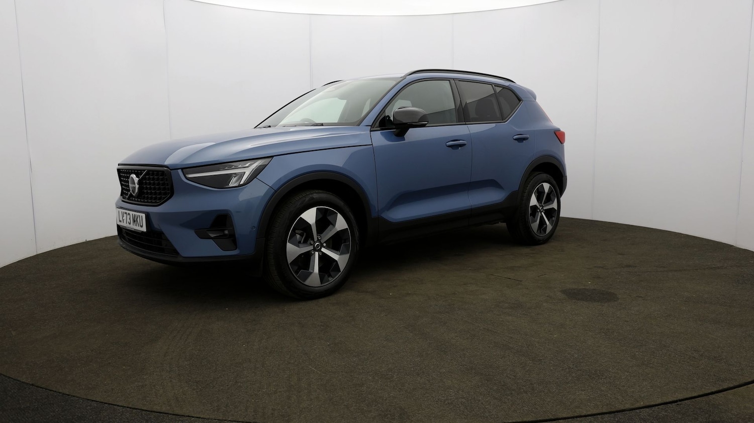 Used Volvo XC40 2023 for sale - 76811641: Photo 34