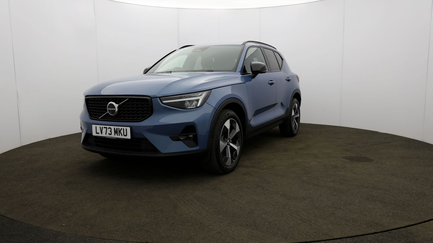 Used Volvo XC40 2023 for sale - 76811641: Photo 36