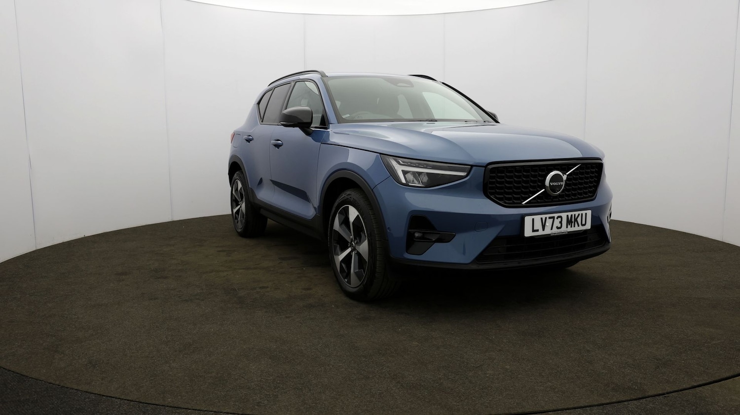 Used Volvo XC40 2023 for sale - 76811641: Photo 43