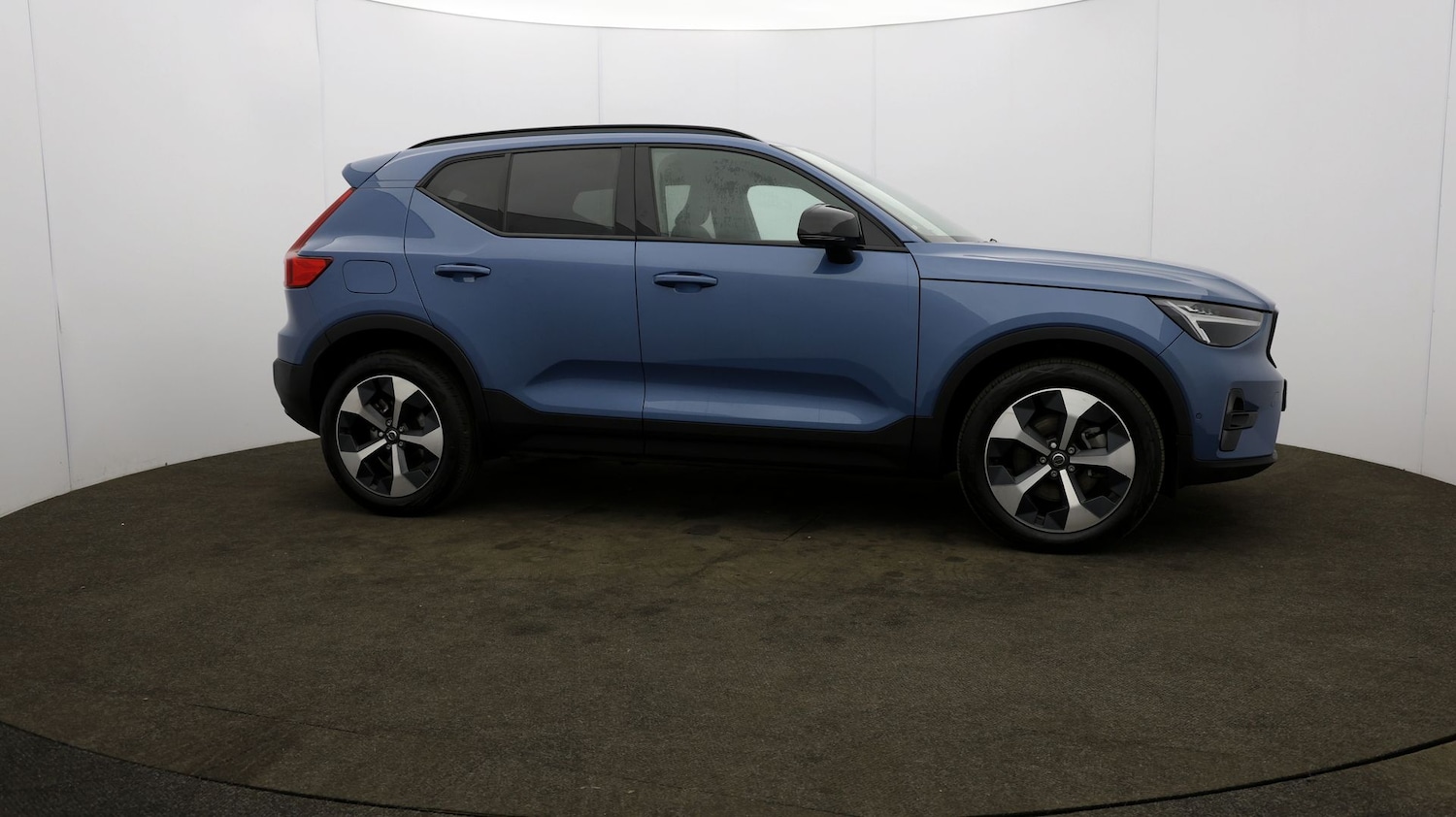 Used Volvo XC40 2023 for sale - 76811641: Photo 48
