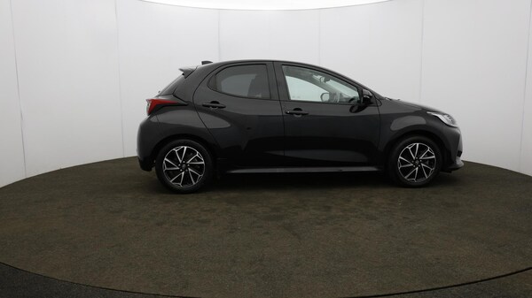 Used Toyota Yaris 2022 for sale - 76166969: Photo 55