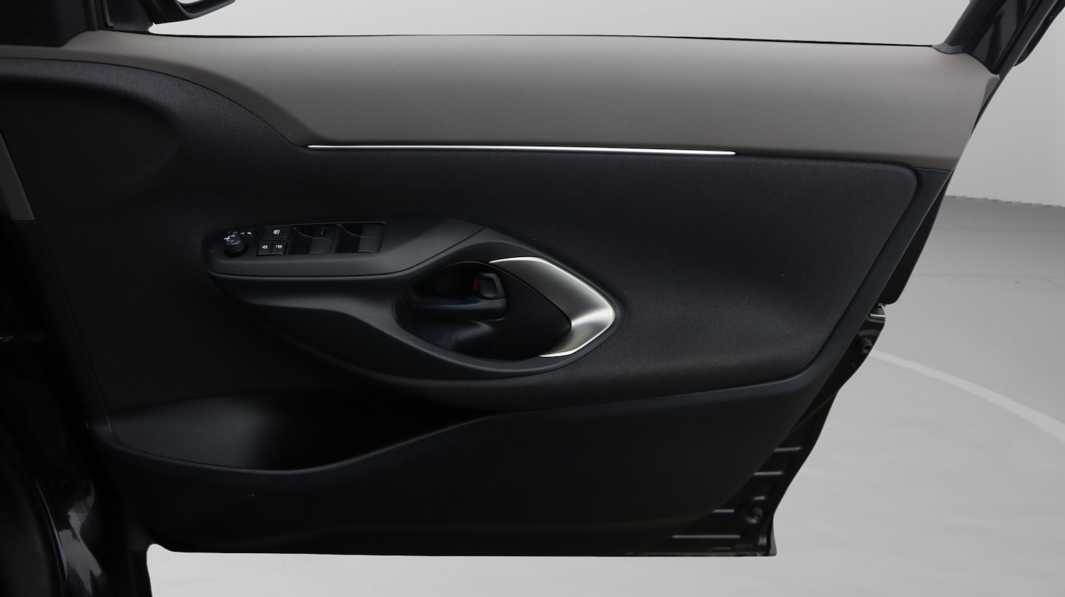 Used Toyota Yaris Cross 2023 for sale - 77591524: Photo 15